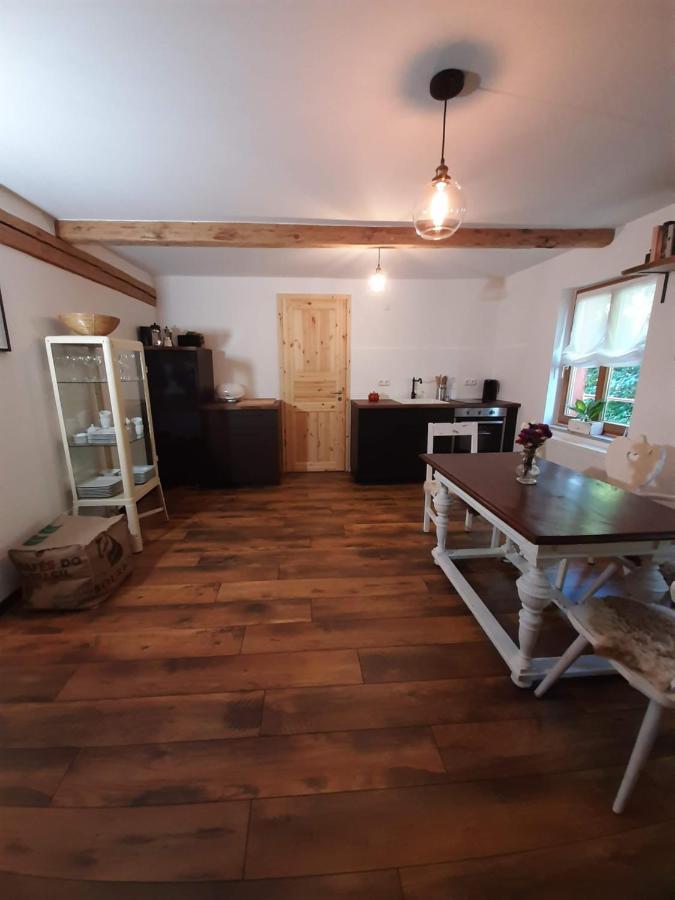 Ferienwohnung Kunst Und Kulturschuppen Hasenmuehle Kammerstein Экстерьер фото